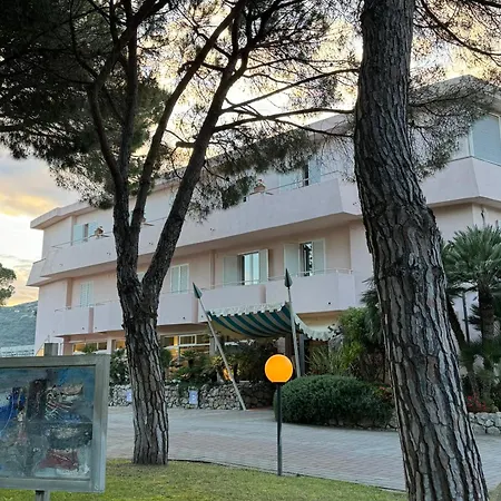 Dei Coralli 4*