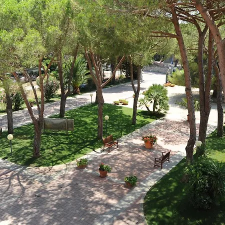 Hotel Dei Coralli 3*